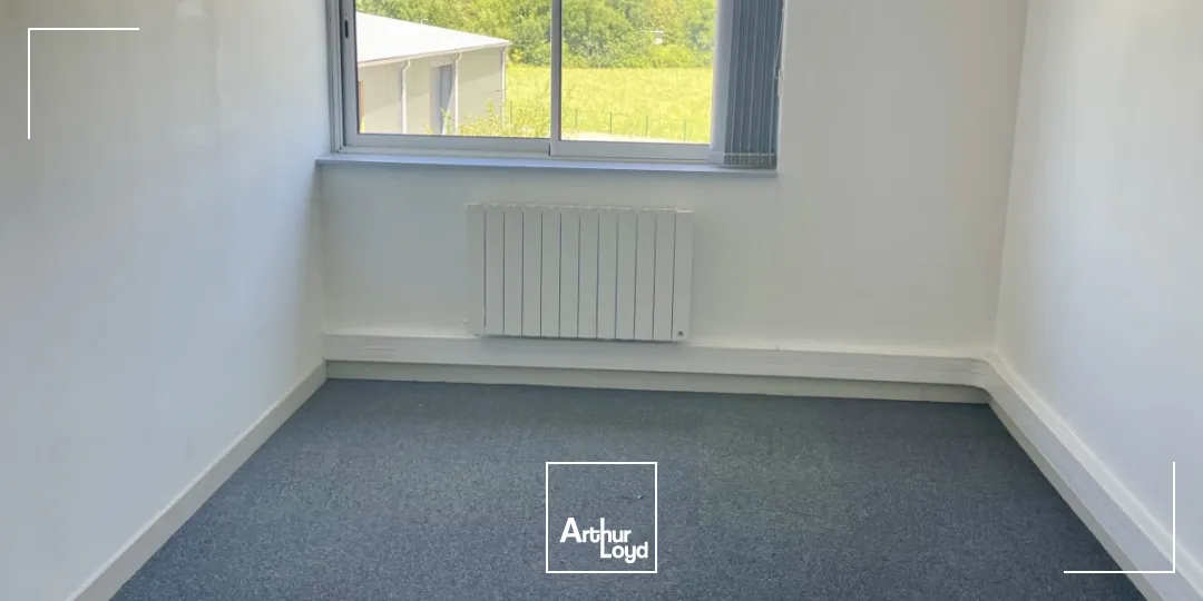 Bureaux - Location - VERNEUIL EN HALATTE - 60550 - 15-146.33 - 7626337