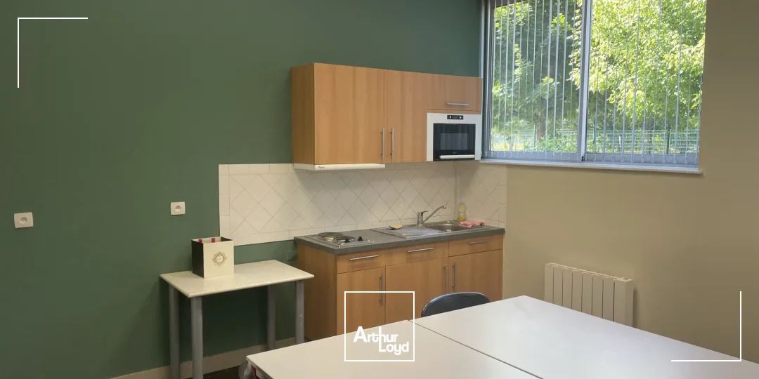 Bureaux - Location - VERNEUIL EN HALATTE - 60550 - 15-146.33 - 7626344