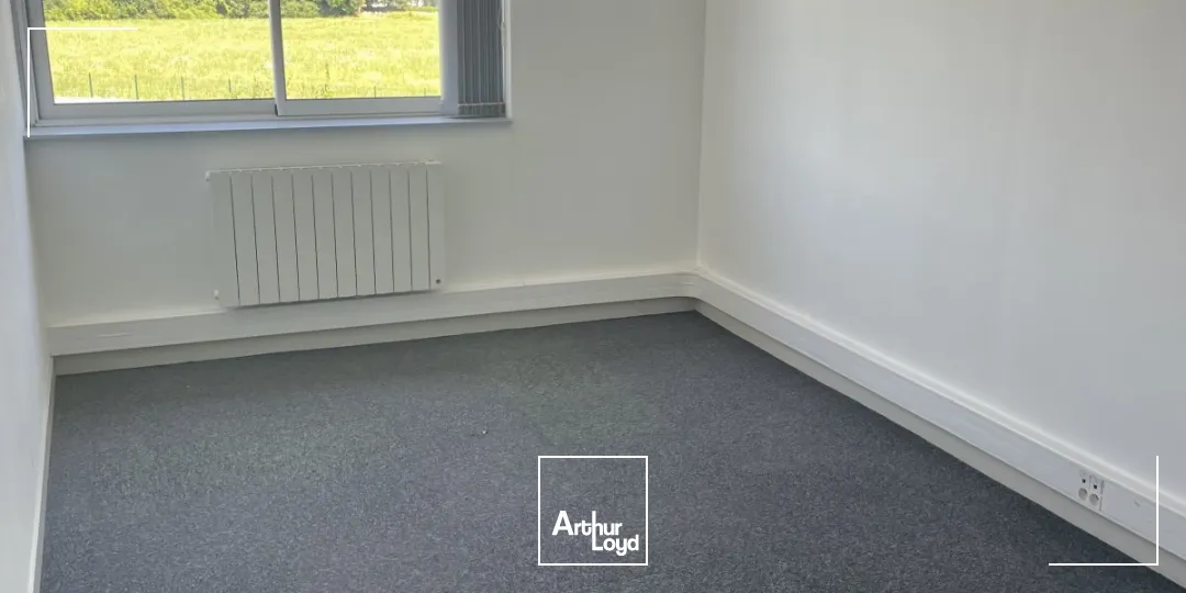 Bureaux - Location - VERNEUIL EN HALATTE - 60550 - 15-146.33 - 7626345