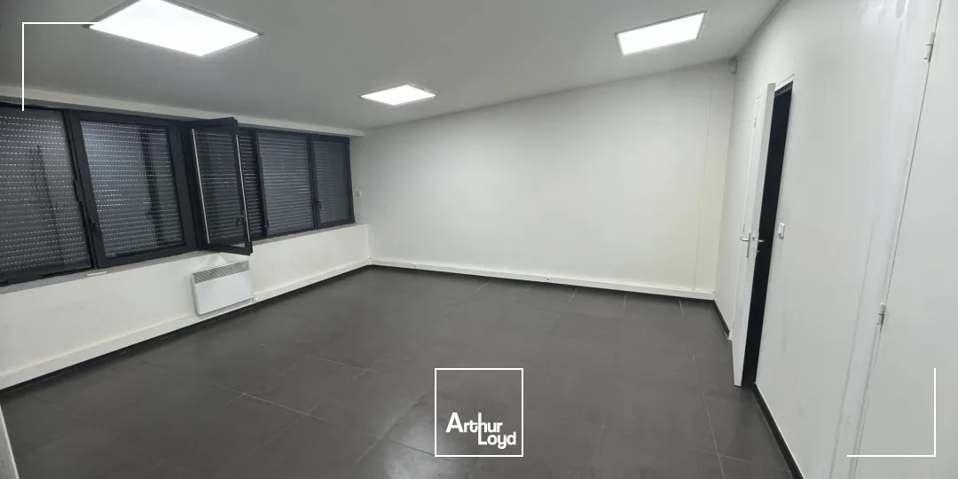 Locaux d'activité & Entrepôts - Location - SAINT OUEN L'AUMONE - 95310 - 1045-1045 - 7626645