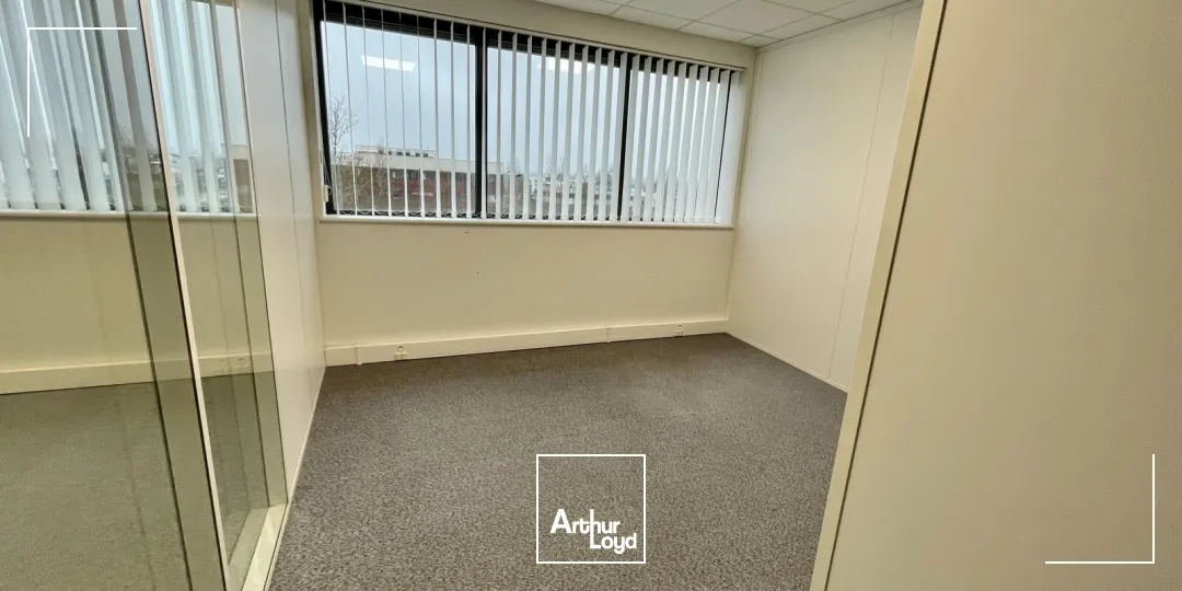 Bureaux - Location - ISNEAUVILLE - 76230 - 142.5-402.5 - 7628562