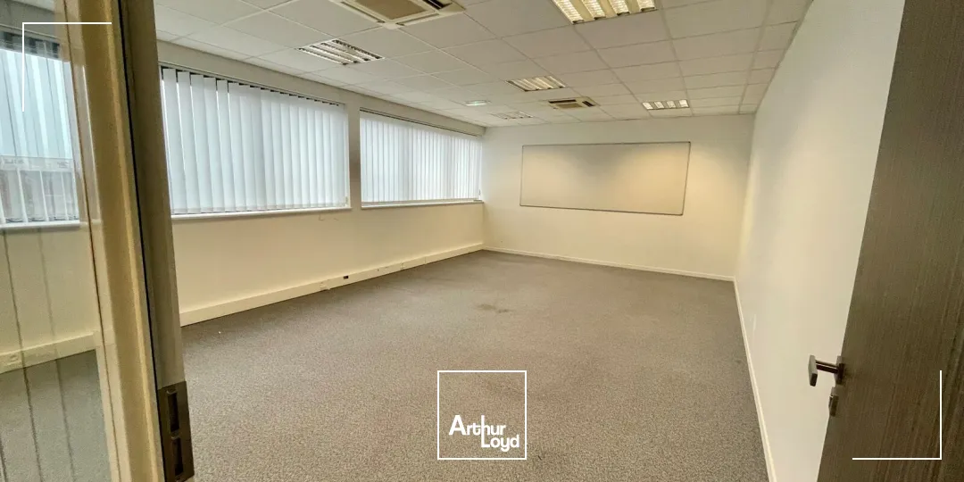 Bureaux - Location - ISNEAUVILLE - 76230 - 142.5-402.5 - 7628572