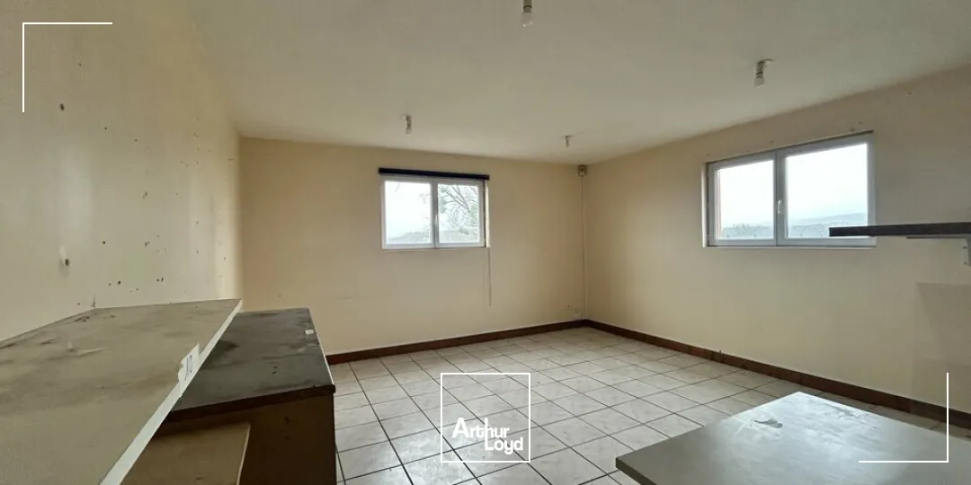 Locaux d'activité & Entrepôts - Location - CHATENOY LE ROYAL - 71880 - 300-300 - 7629708