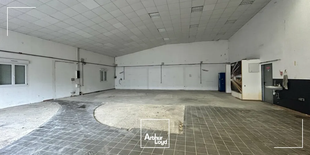 Locaux d'activité & Entrepôts - Location - CHATENOY LE ROYAL - 71880 - 300-300 - 7629706