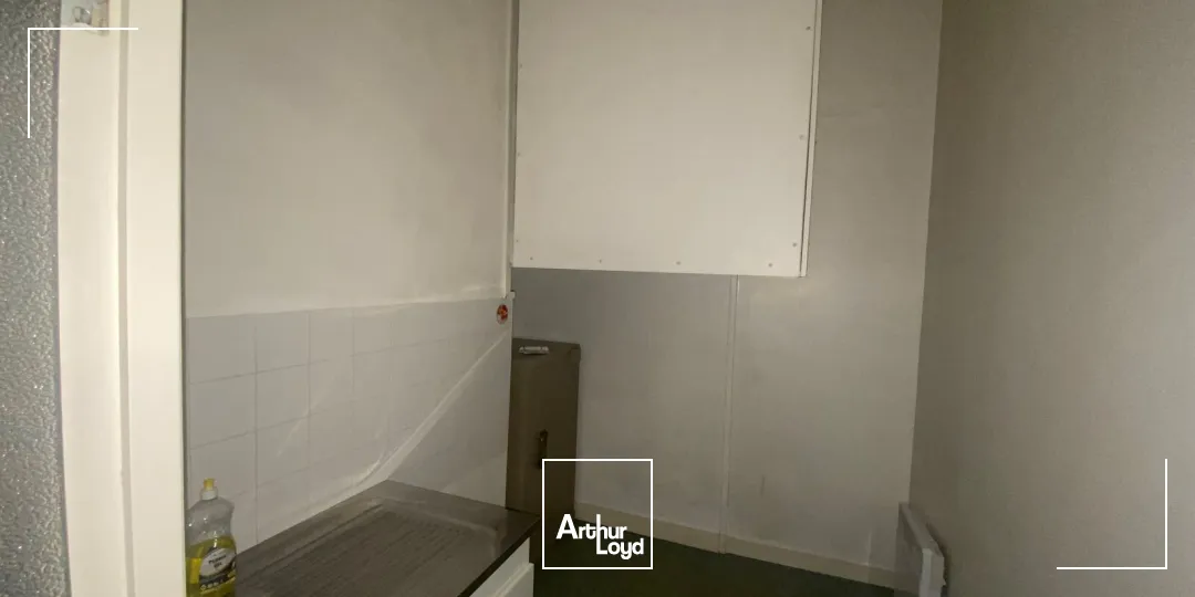 Locaux commerciaux - Location - LORIENT - 56100 - 100.39-100.39 - 7629882
