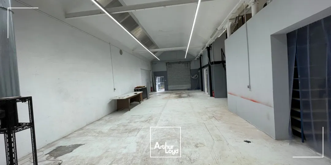 Locaux d'activité & Entrepôts - Location - LE HOULME - 76770 - 245-245 - 7629966