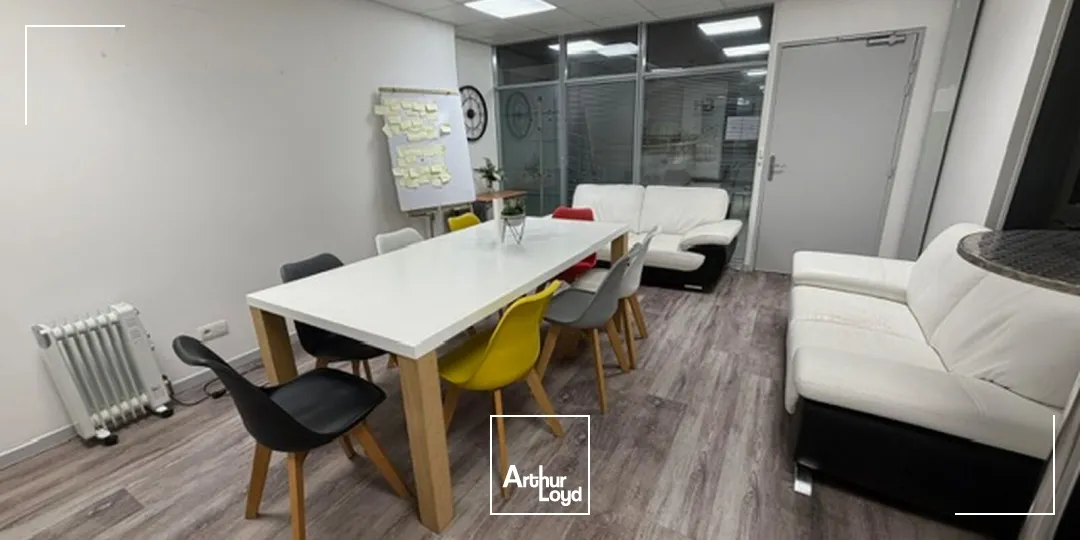 Locaux d'activité & Entrepôts - Location - LA CHAPELLE SAINT MESMIN - 45380 - 343.99-343.99 - 7630011