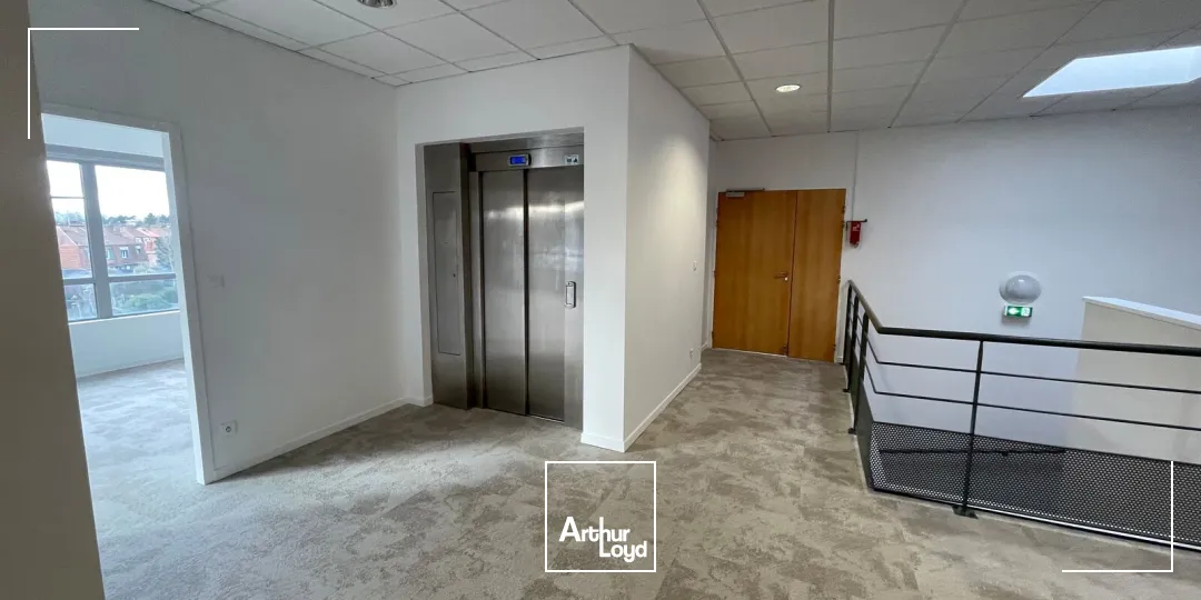 Bureaux - Location - SAINT ANDRE LEZ LILLE - 59350 - 1077.58-4433.94 - 7630075