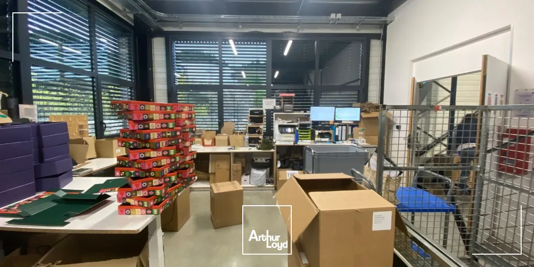 Locaux d'activité & Entrepôts - Location - CHARLEVAL - 13350 - 320-320 - 7632984