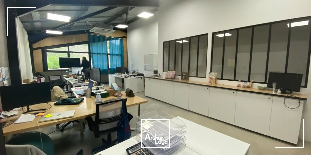 Locaux d'activité & Entrepôts - Location - CHARLEVAL - 13350 - 320-320 - 7632986