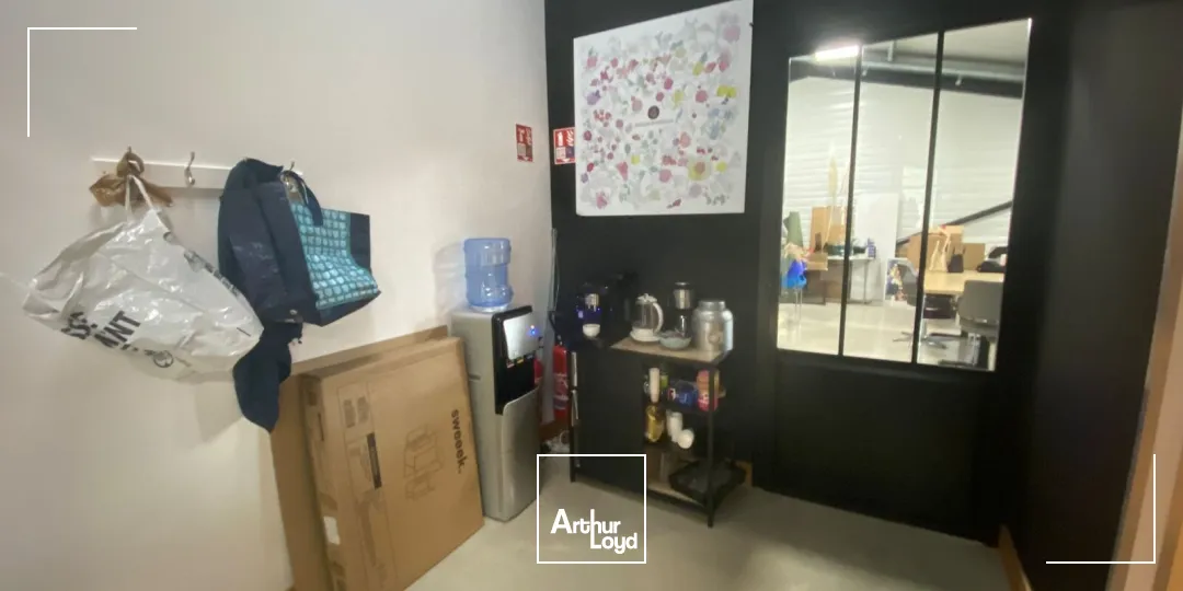 Locaux d'activité & Entrepôts - Location - CHARLEVAL - 13350 - 320-320 - 7632990