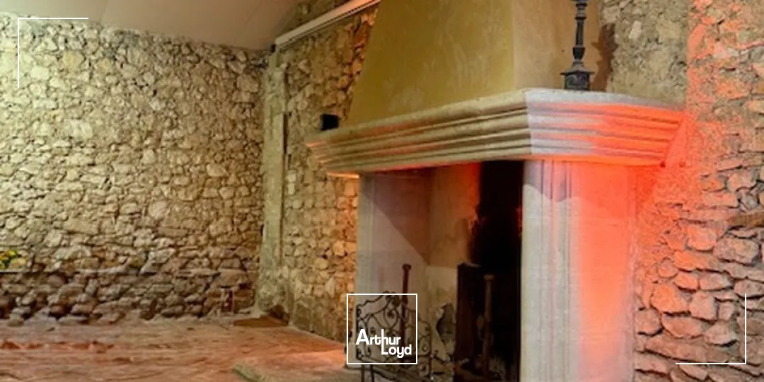 Locaux commerciaux - Vente - MALLEMORT - 13370 - 660-660 - 7633241