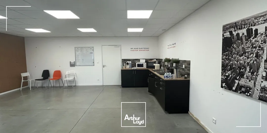 Locaux d'activité & Entrepôts - Location - MARTILLAC - 33650 - 1945-1945 - 7634757