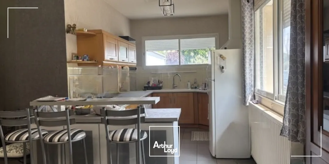 Locaux d'activité & Entrepôts - Vente - SAINT GENEST LERPT - 42530 - 612-612 - 7634793