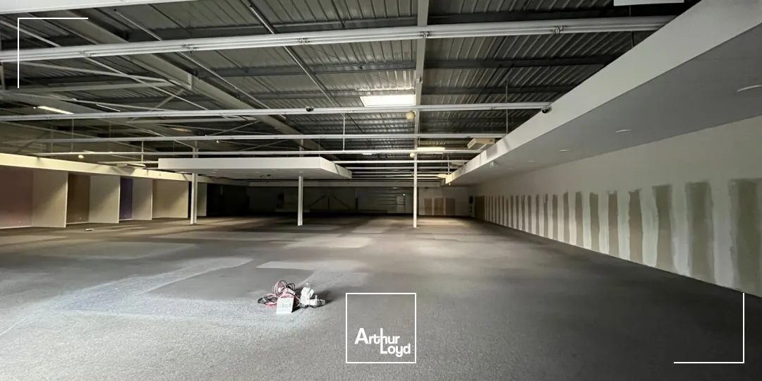 Locaux commerciaux - Location - SAINT MAXIMIN - 60740 - 1142-1142 - 7634820