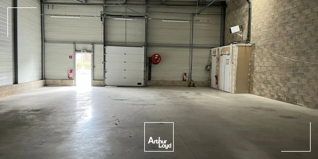 Locaux commerciaux - Location - SAINT MAXIMIN - 60740 - 1142-1142 - 7634822