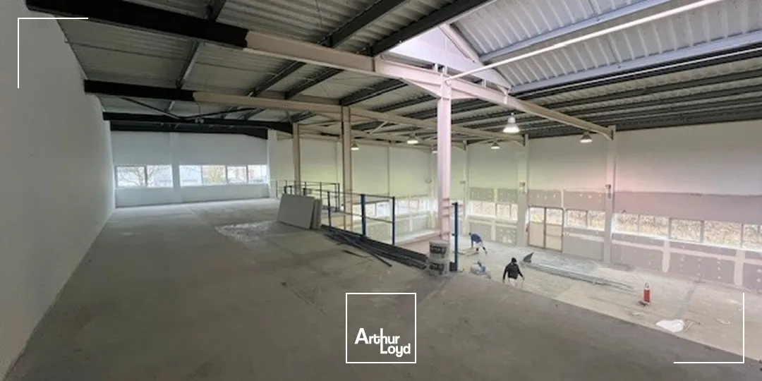 Locaux d'activité & Entrepôts - Location - BOIS D'ARCY - 78390 - 613-3582 - 7635039