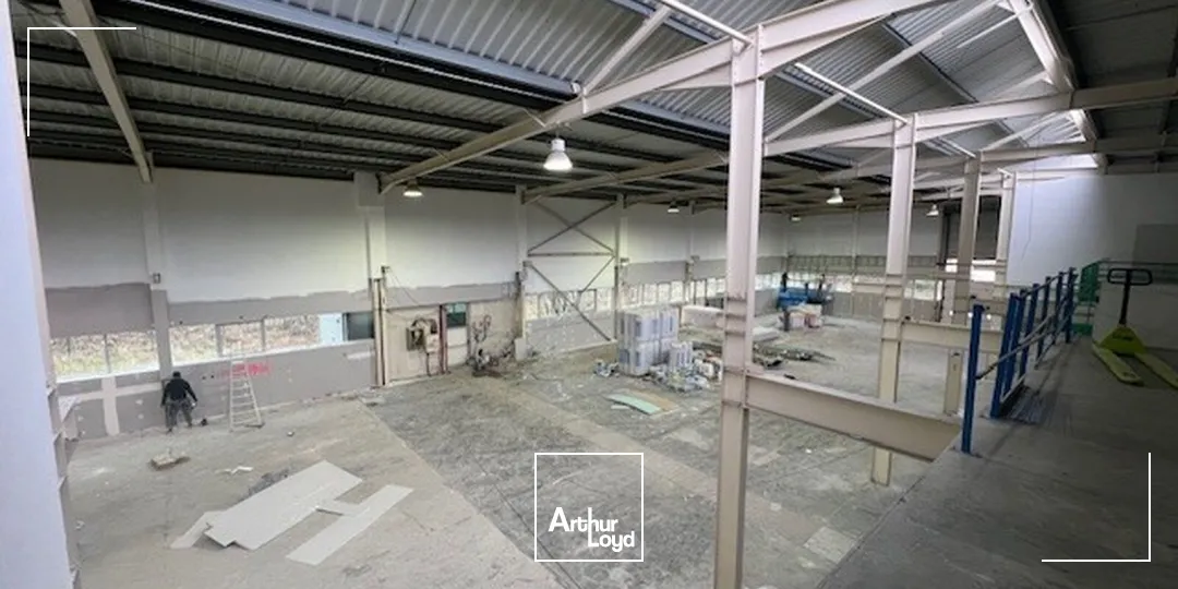 Locaux d'activité & Entrepôts - Location - BOIS D'ARCY - 78390 - 613-3582 - 7635040