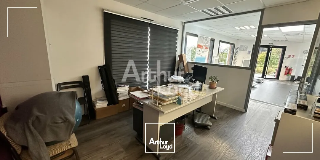 Locaux commerciaux - Location - LA CHAPELLE-DES-FOUGERETZ - 35520 - 170-170 - 7635300