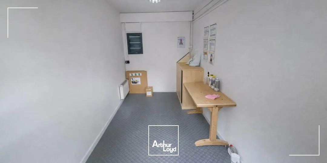 Locaux commerciaux - Vente - SAINT-HILAIRE-LA-PALUD - 79210 - 700-700 - 7635312