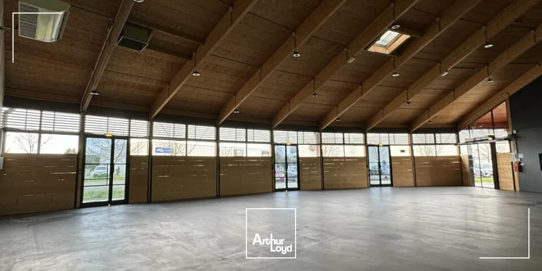 Locaux commerciaux - Location - SAINT-CYR-SUR-LOIRE - 37540 - 314-314 - 7635369