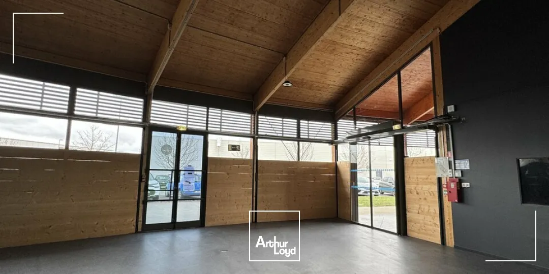 Locaux commerciaux - Location - SAINT-CYR-SUR-LOIRE - 37540 - 314-314 - 7635370