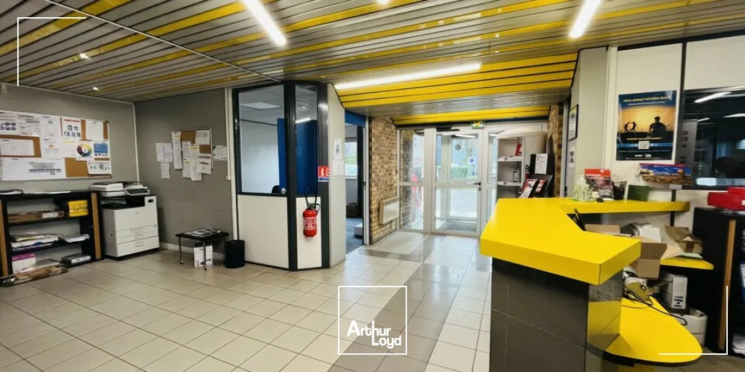 Locaux d'activité & Entrepôts - Location - GONFREVILLE-L'ORCHER - 76700 - 920-920 - 7635380