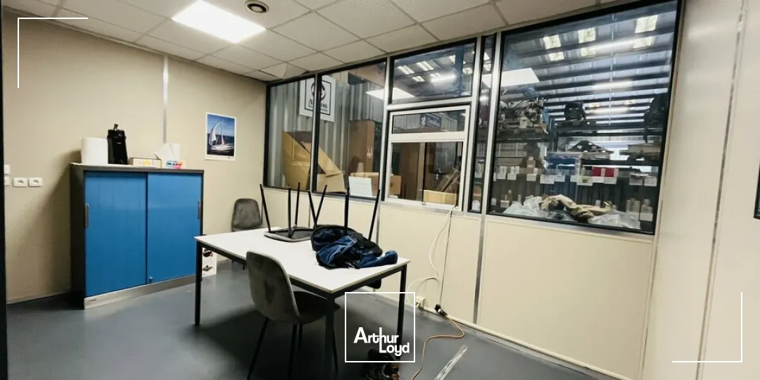 Locaux d'activité & Entrepôts - Location - GONFREVILLE-L'ORCHER - 76700 - 920-920 - 7635382