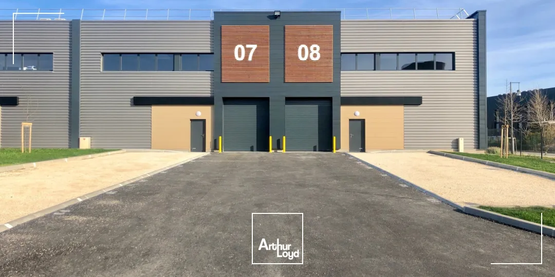 Locaux d'activité & Entrepôts - Location - MEYREUIL - 13590 - 493-493 - 7636187