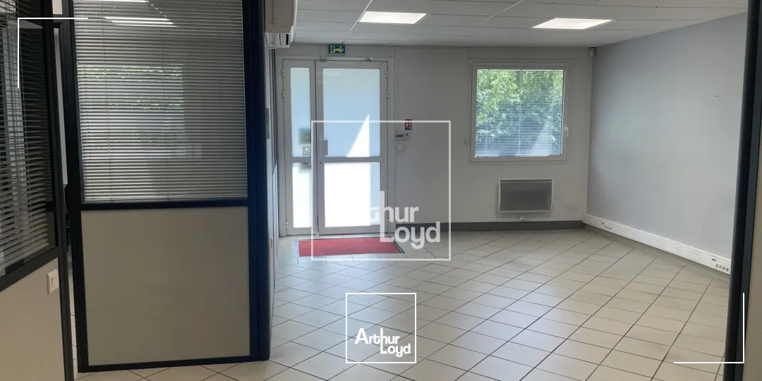 Locaux d'activité & Entrepôts - Location - MEYLAN - 38240 - 146-146 - 7636238