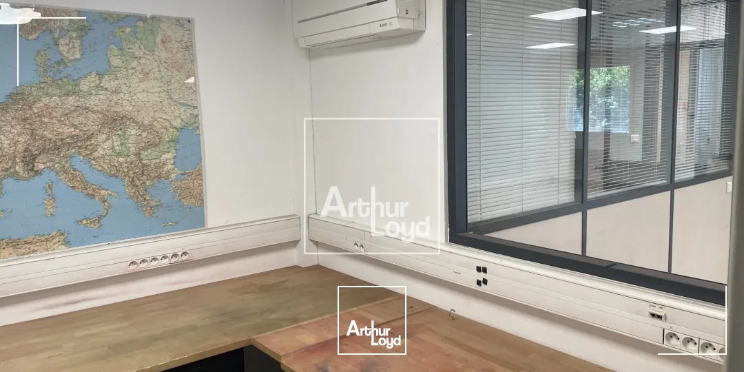 Locaux d'activité & Entrepôts - Location - MEYLAN - 38240 - 146-146 - 7636237