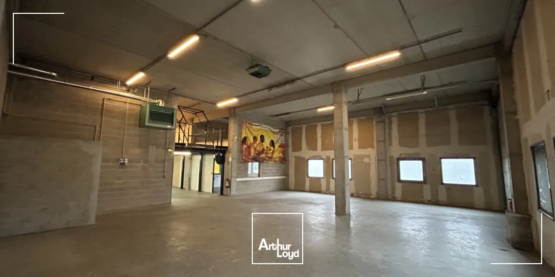 Locaux d'activité & Entrepôts - Location - VILLENEUVE LA GARENNE - 92390 - 432-2907 - 7636641