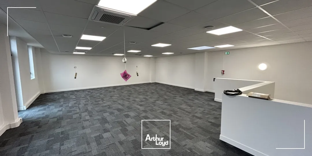 Locaux d'activité & Entrepôts - Location - GENNEVILLIERS - 92230 - 784-2270 - 7636717