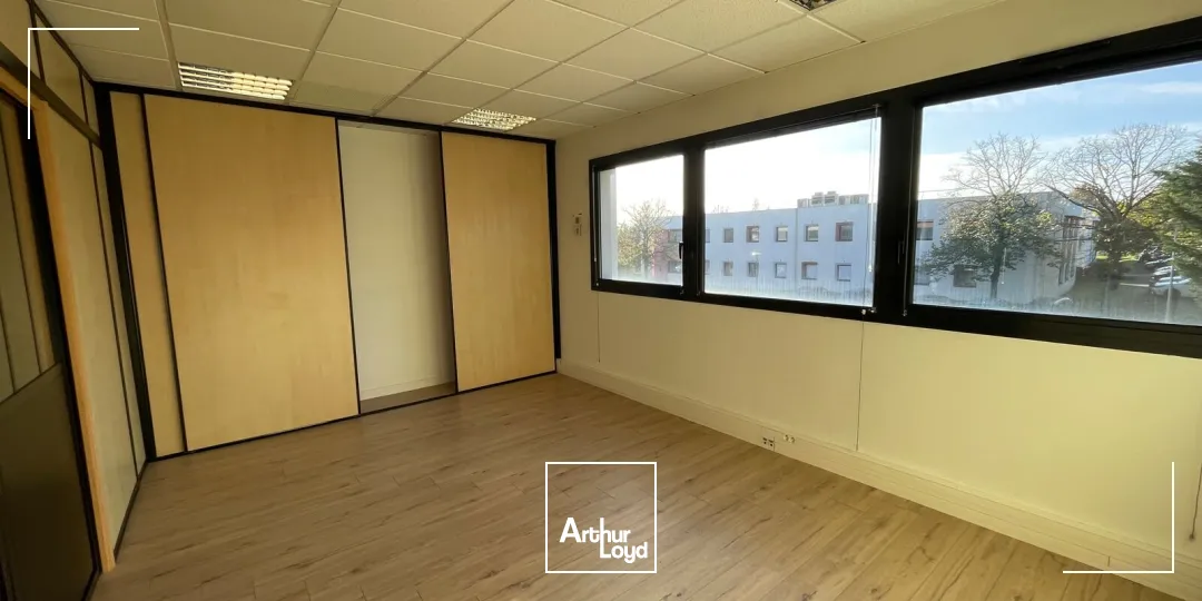 Bureaux - Location - SAINT HERBLAIN - 44800 - 166.26-401.05 - 7636877