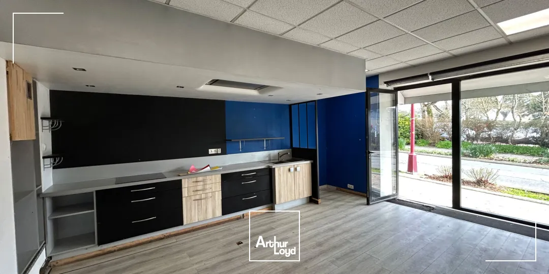 Locaux commerciaux - Location - SUCE SUR ERDRE - 44240 - 53-53 - 7636983