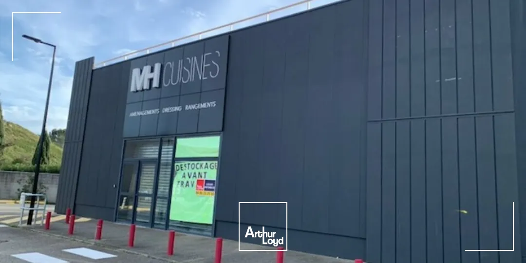 Locaux commerciaux - Location - LES ANGLES - 30133 - 501-501 - 7637057