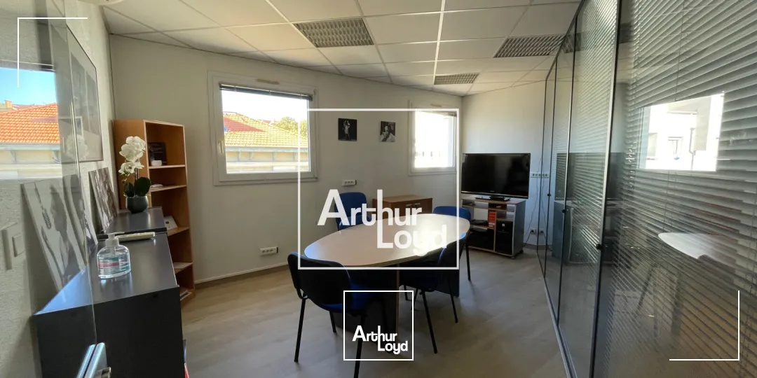 Bureaux - Vente - NIMES - 30000 - 143.24-143.24 - 7637342