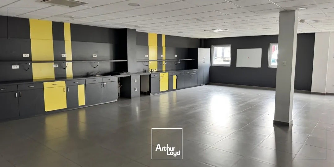 Locaux d'activité & Entrepôts - Location - RONCQ - 59223 - 4742.62-4742.62 - 7637562