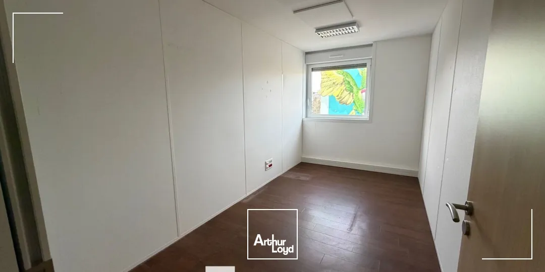 Bureaux - Location - LYON - 69008 - 111.4-1025.1 - 7637860