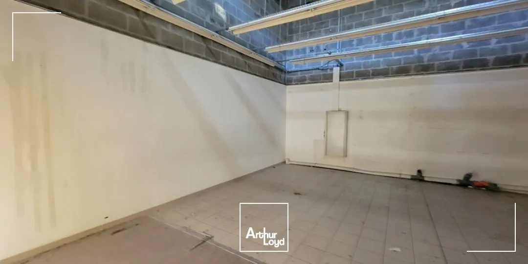 Locaux commerciaux - Location - CHATELLERAULT - 86100 - 65-65 - 7638089