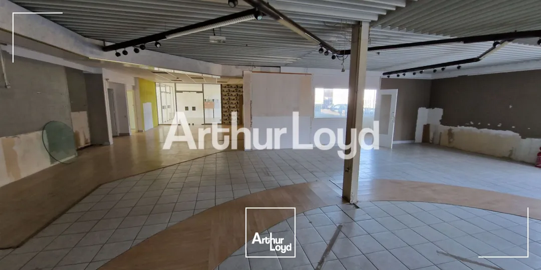 Locaux commerciaux - Location - MONDEVILLE - 14120 - 563-563 - 7638689