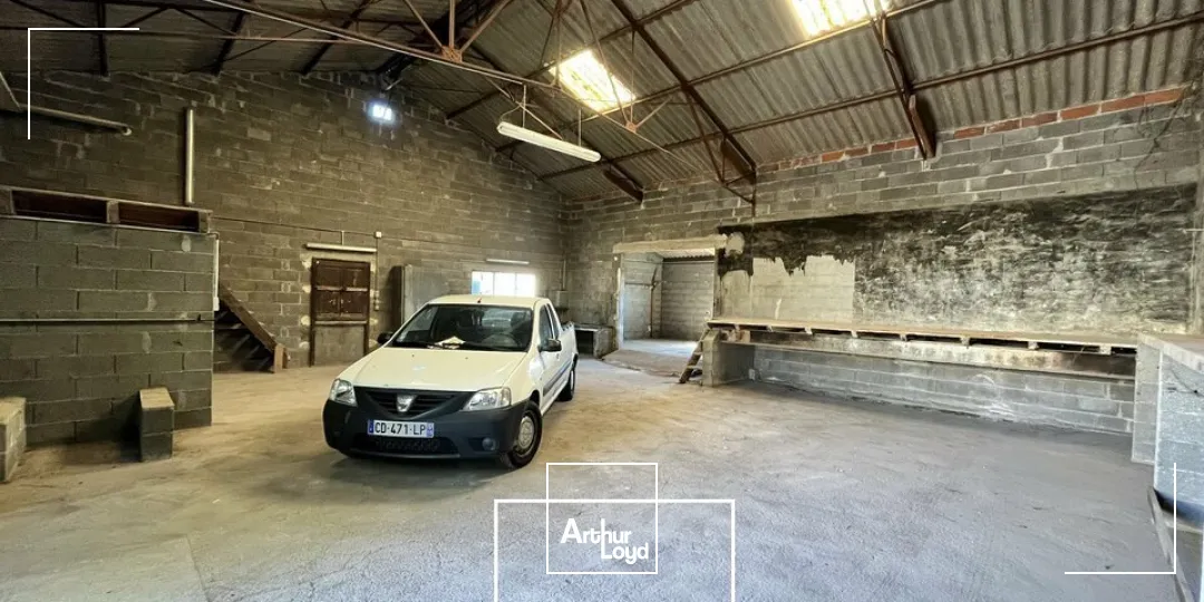 Locaux d'activité & Entrepôts - Location - FAVARS - 19330 - 220-220 - 7639630