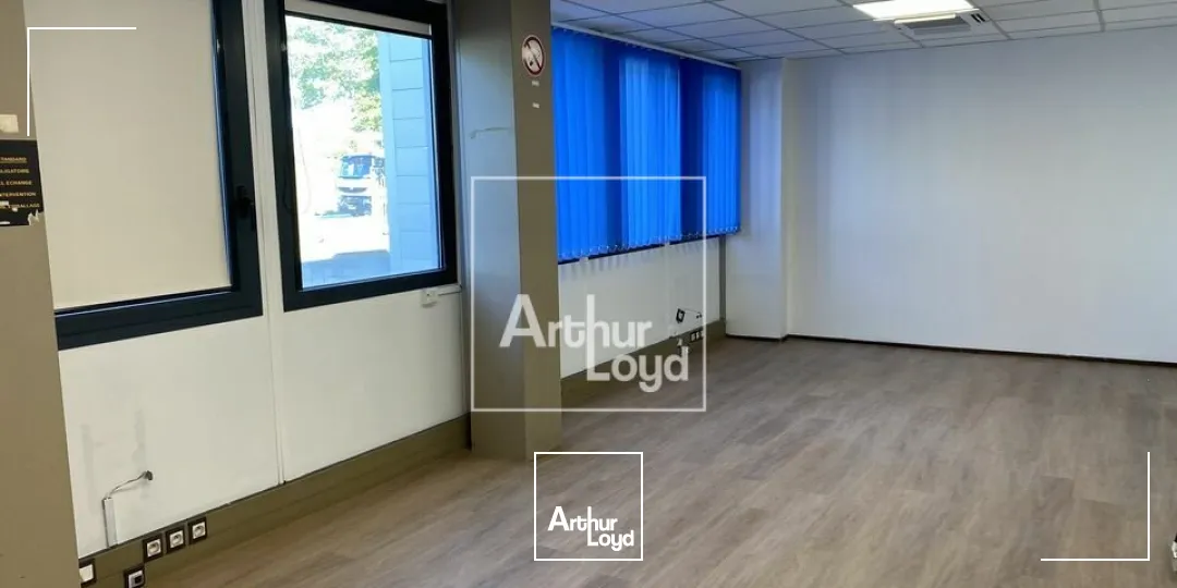 Bureaux - Location - MOISSY CRAMAYEL - 77550 - 133-671 - 7639684