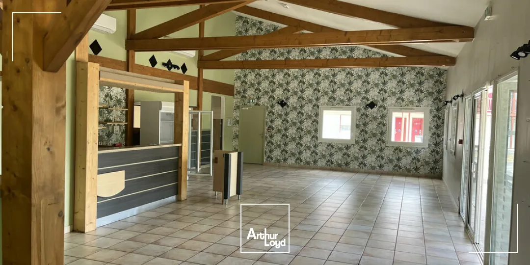 Locaux commerciaux - Vente - LA CRECHE - 79260 - 310-310 - 7639720