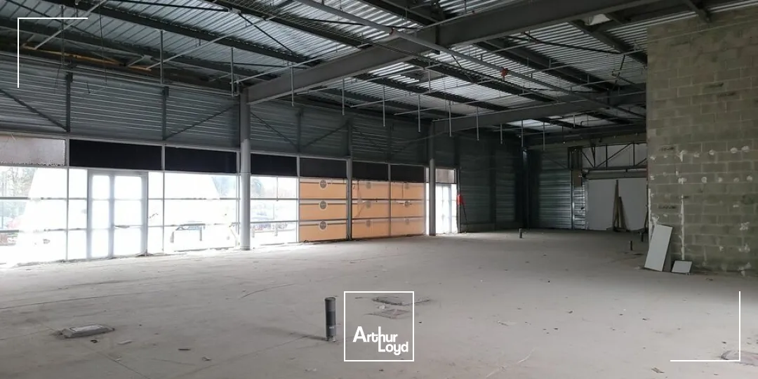 Locaux commerciaux - Location - CHATELLERAULT - 86100 - 652-652 - 7639738