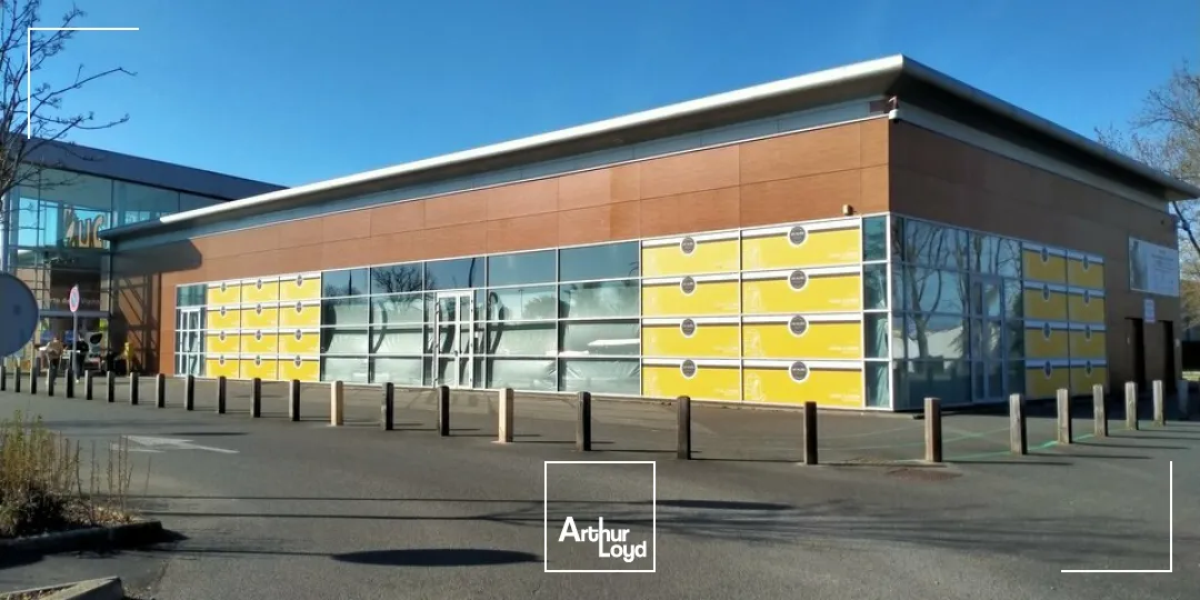 Locaux commerciaux - Location - CHATELLERAULT - 86100 - 652-652 - 7639736