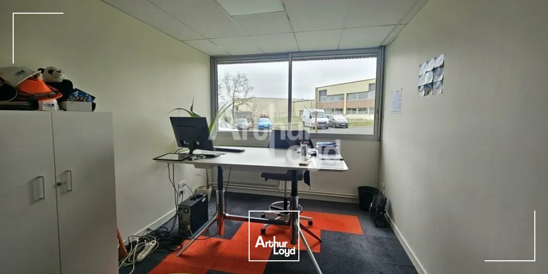 Bureaux - Location - BEAUCOUZÉ - 49070 - 120-120 - 7639747