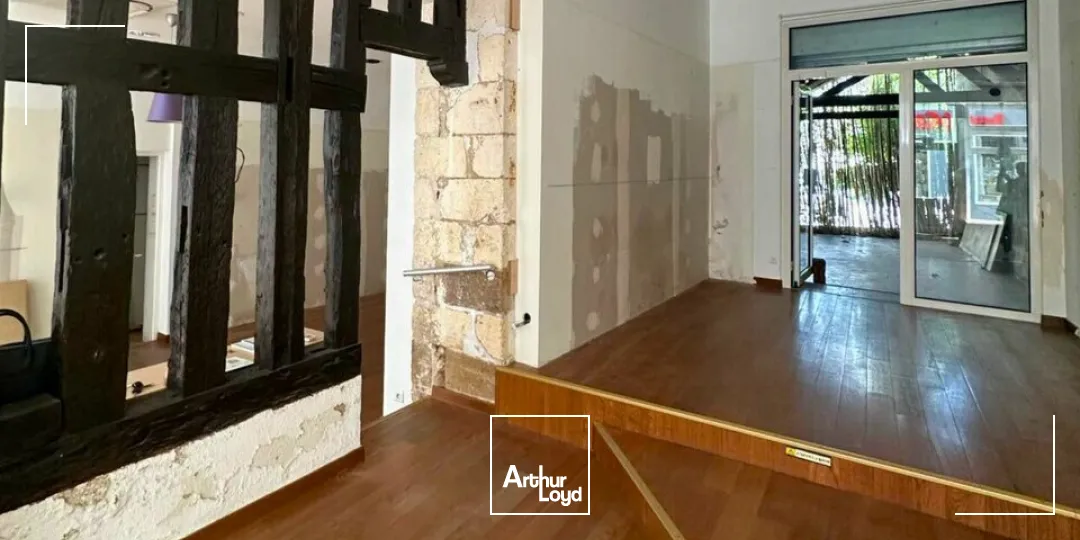 Locaux commerciaux - Location - BOURGES - 18000 - 83-83 - 7639793