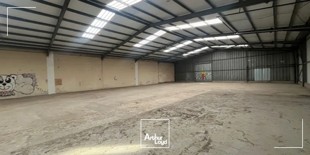 Locaux d'activité & Entrepôts - Location - LANDIVISIAU - 29400 - 845.7-2566.2 - 7639964