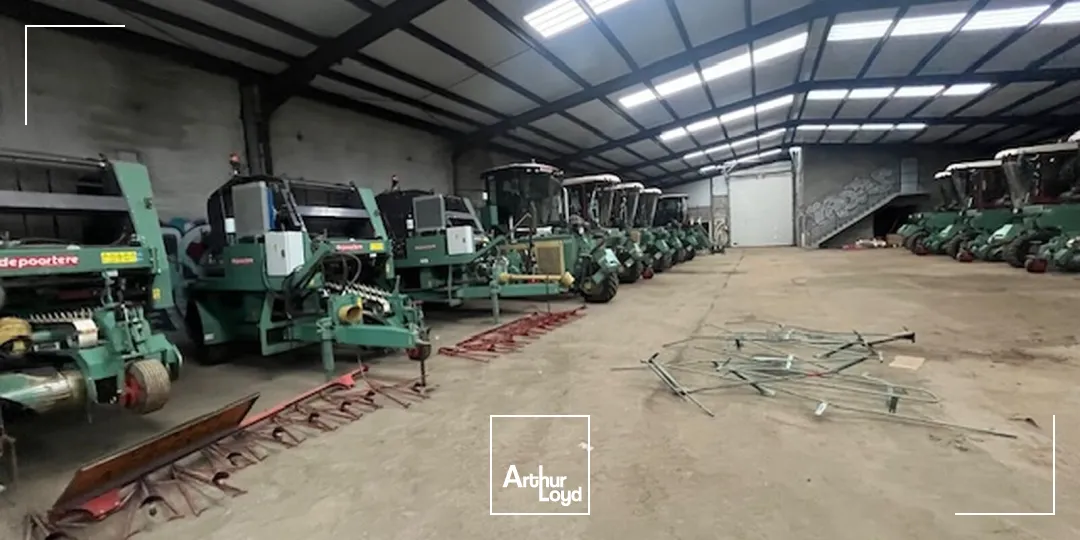 Locaux d'activité & Entrepôts - Location - LANDIVISIAU - 29400 - 845.7-2566.2 - 7639972